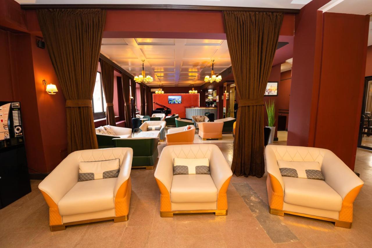 Kirovakan Hotel Vanadzor Exteriör bild