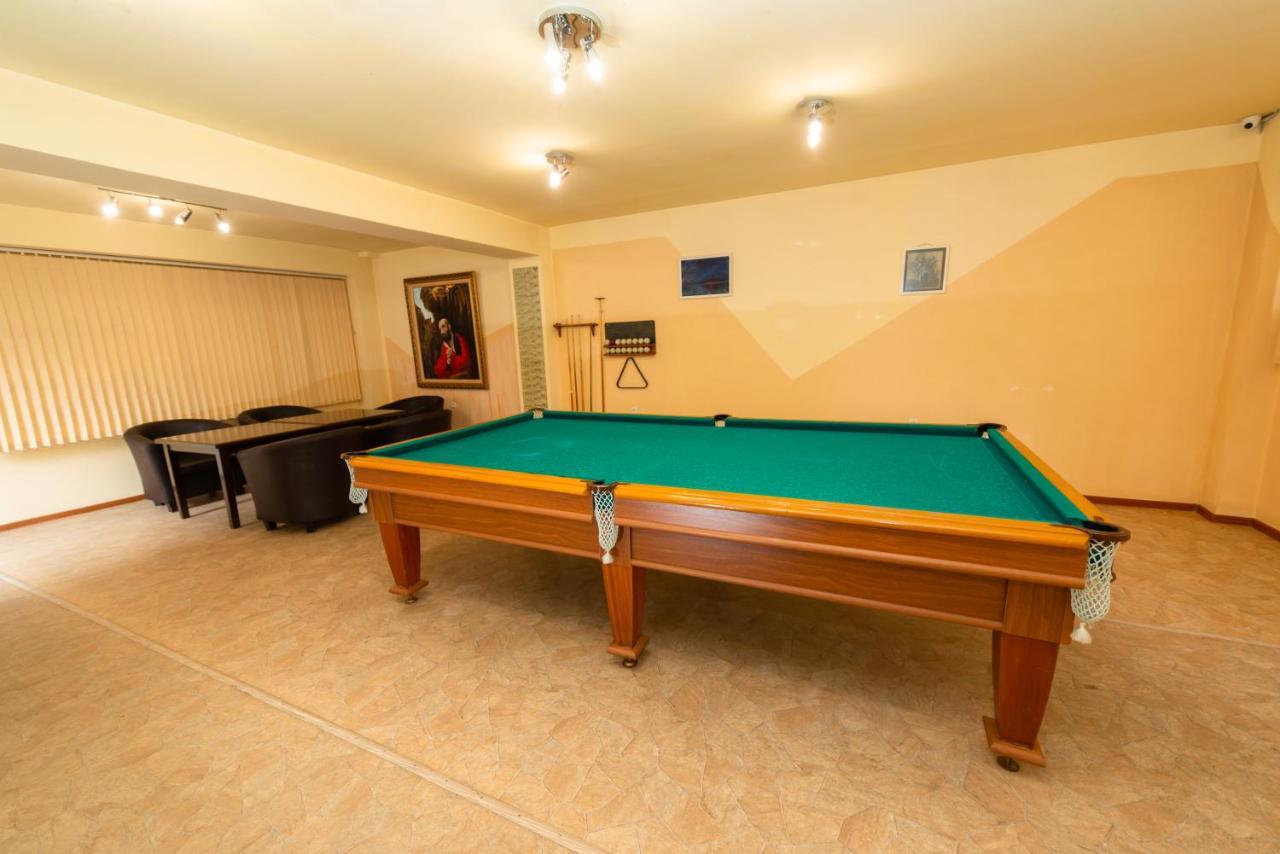 Kirovakan Hotel Vanadzor Exteriör bild