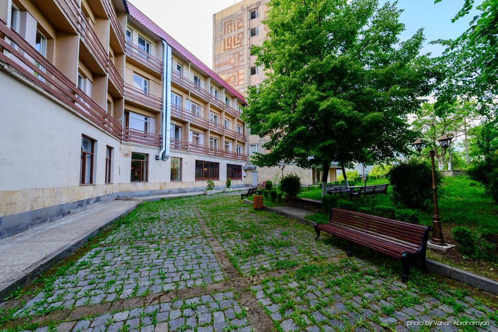 Kirovakan Hotel Vanadzor Exteriör bild