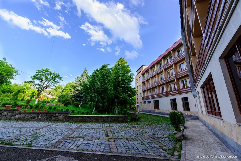 Kirovakan Hotel Vanadzor Exteriör bild