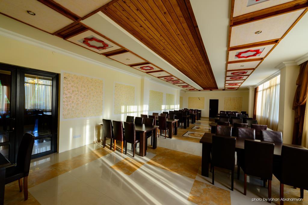 Kirovakan Hotel Vanadzor Exteriör bild